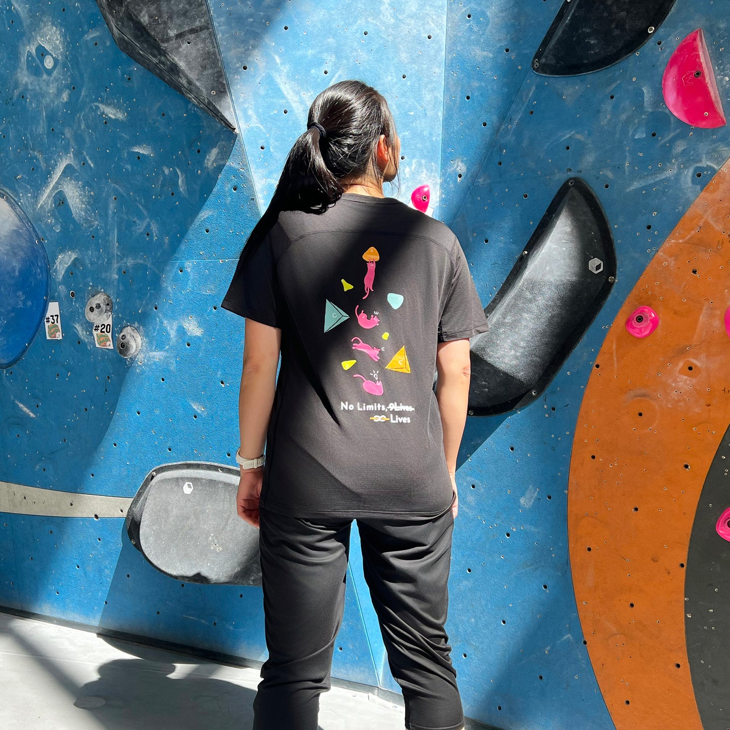 Unlimited Lives Cat T-Shirt | Non-Vertical Lab