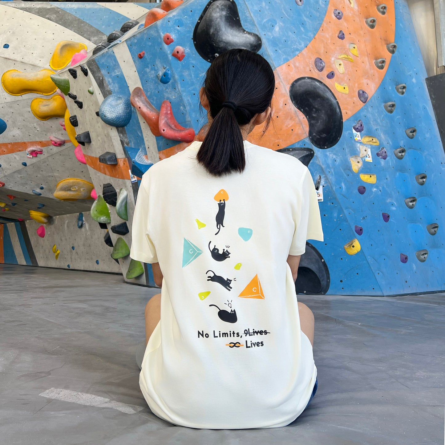 Unlimited Lives Cat T-Shirt | Non-Vertical Lab